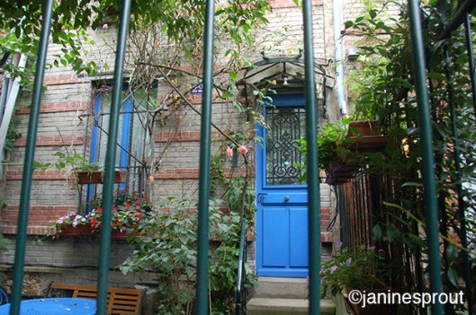 NineteenthArrBlueDoor