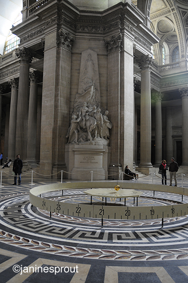 pantheonNoWorriesParis1