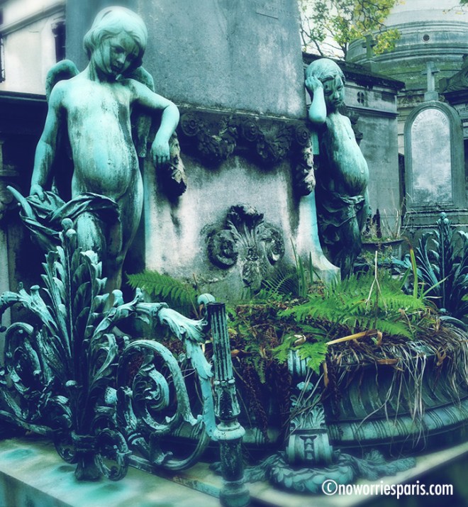 lachaiseParisNoWorries6